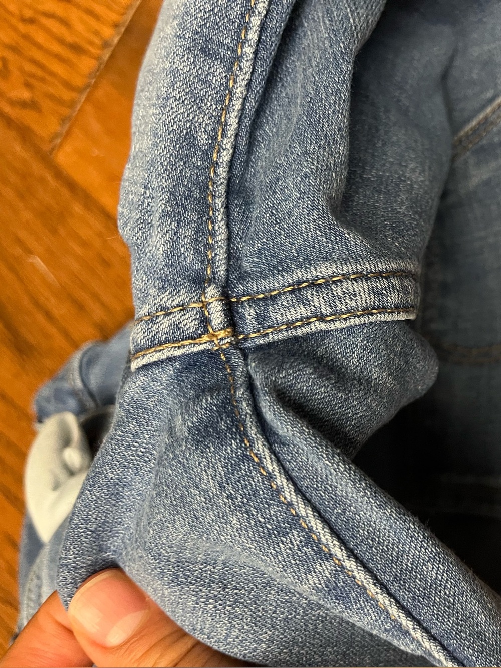 Levi's Light Blue Boot Cut Women's Jeans - Picture 4 of 7